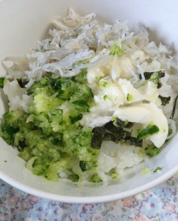 離乳食完了期 叩き長芋しらす丼 レシピ 作り方 By はな94 楽天レシピ 離乳食完了期 叩き長芋しらす丼 レシピ 作り方 By はな94 楽天レシピ