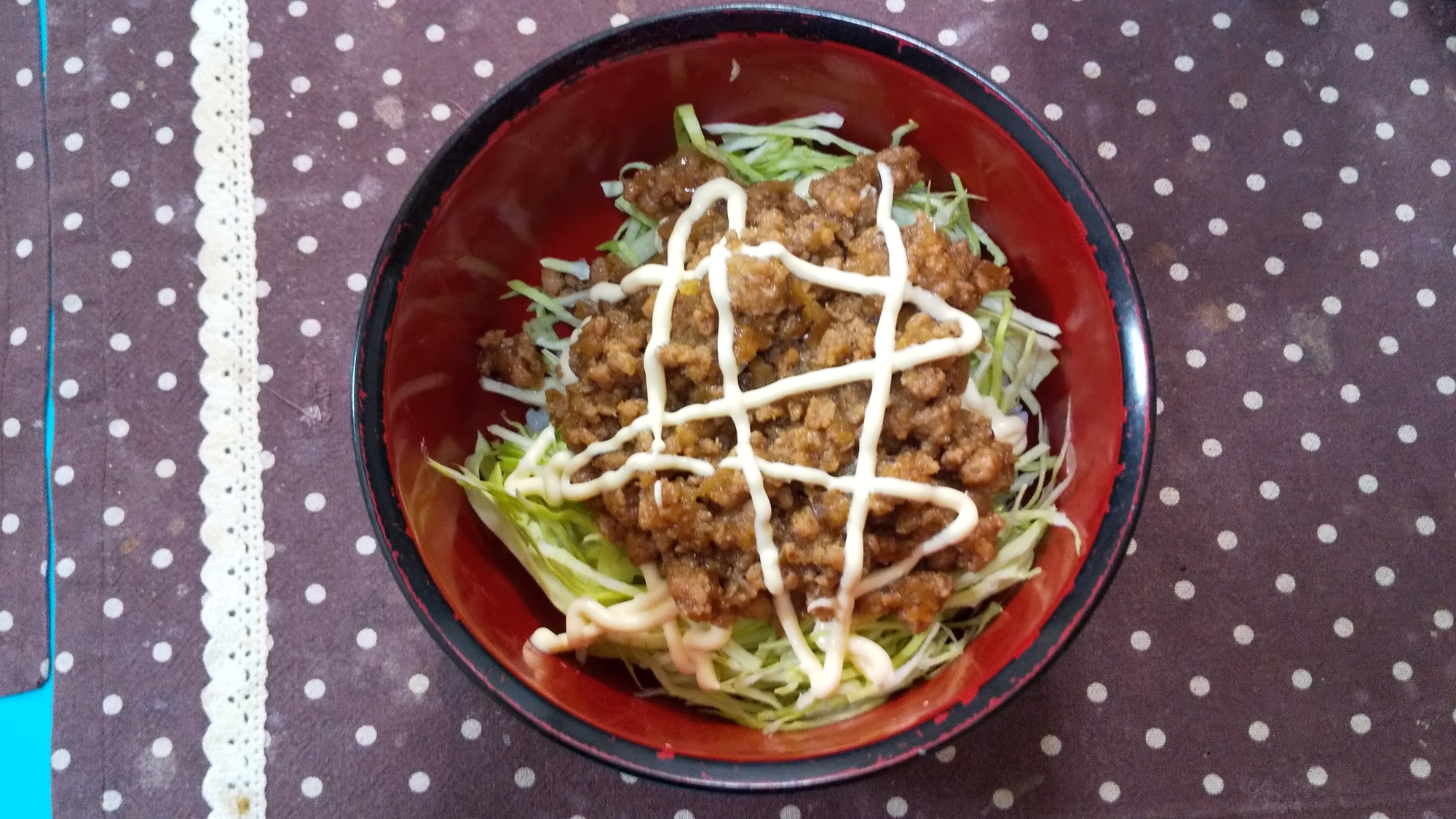 豚ミンチと玉ねぎの丼