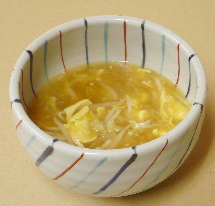 体がポカポカ　モヤシのトロ～り生姜スープ