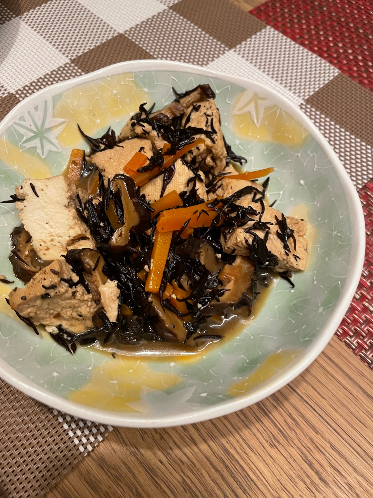 豆腐とひじきの煮物