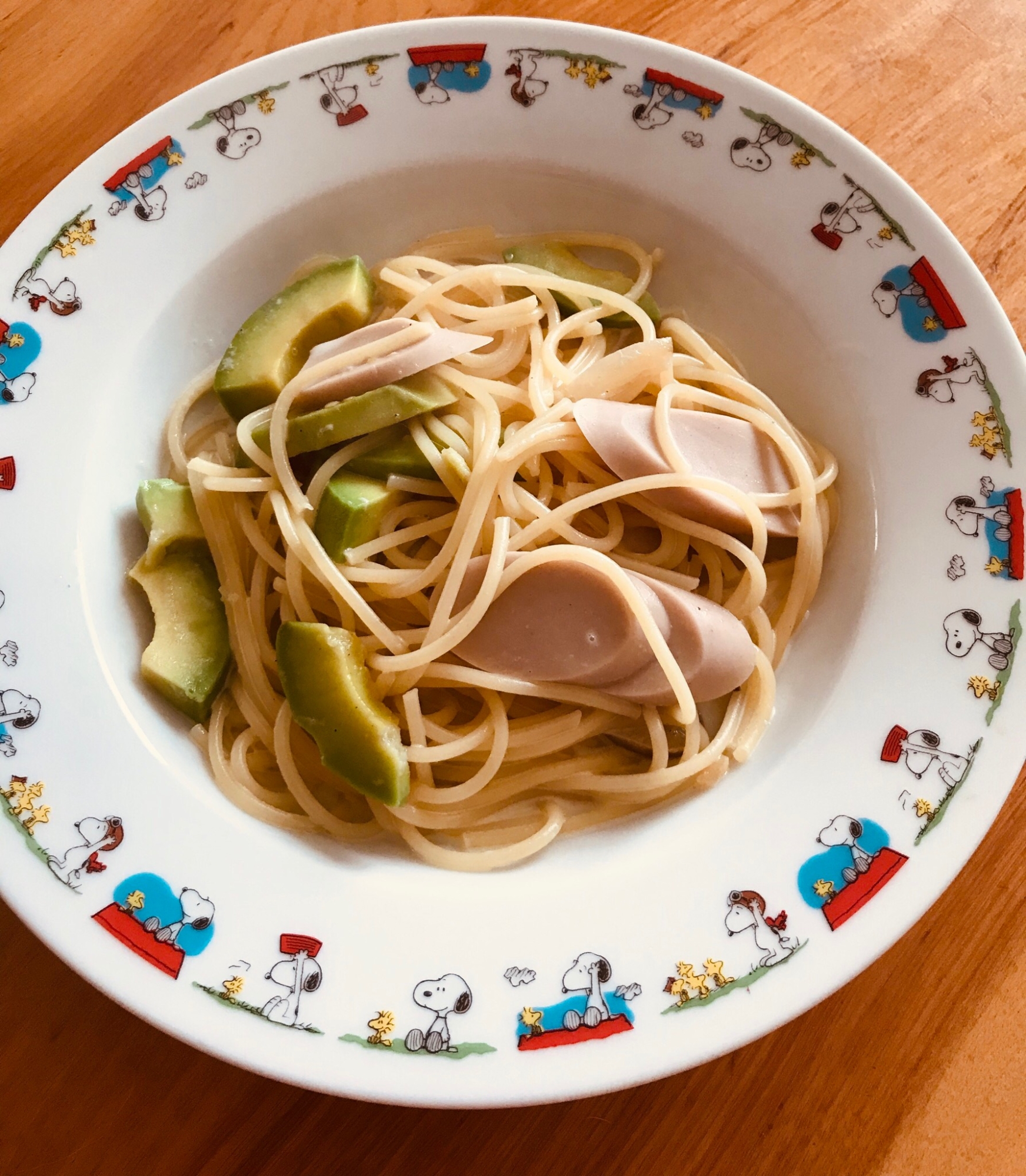 アボカドと魚ニソのカレークリームパスタ