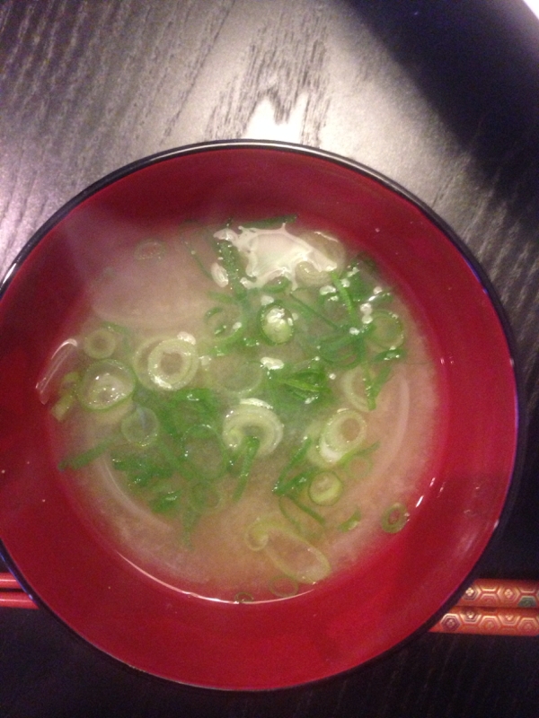 しじみと玉ねぎの味噌汁