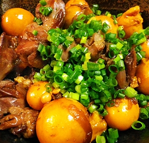 鶏モツ玉ねぎ生姜煮