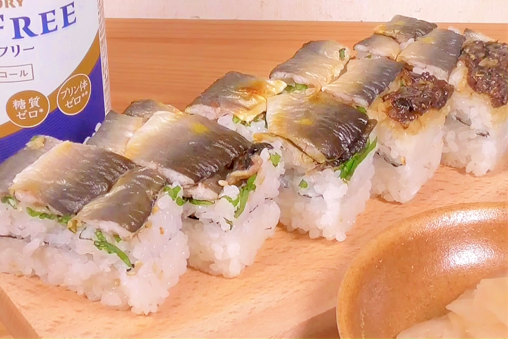 寿司型で簡単！焼き鮎の押し寿司