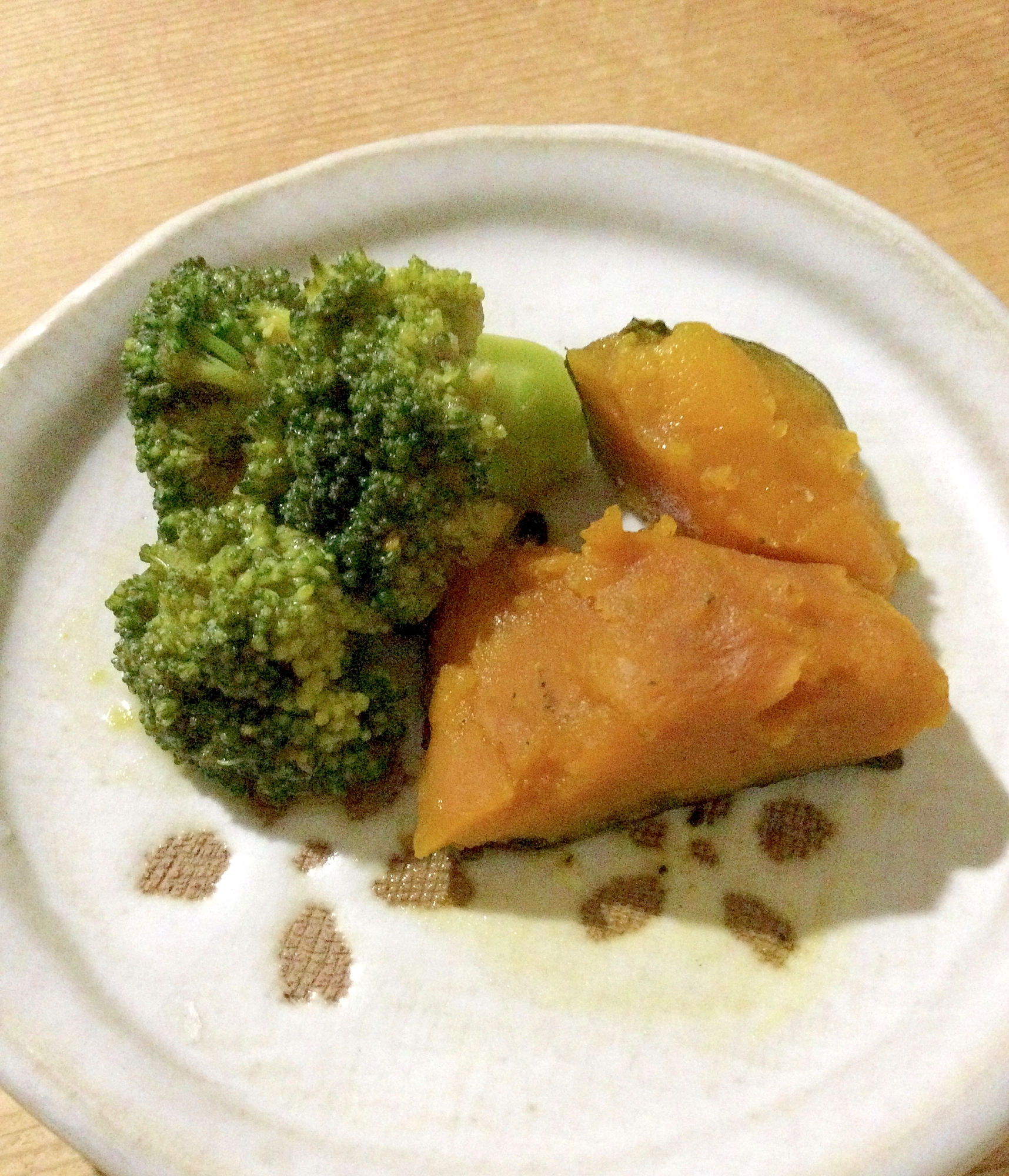 ブロッコリーとかぼちゃの煮物♪