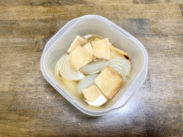 新玉ねぎレシピ　新玉ねぎと油揚げの醤油漬け