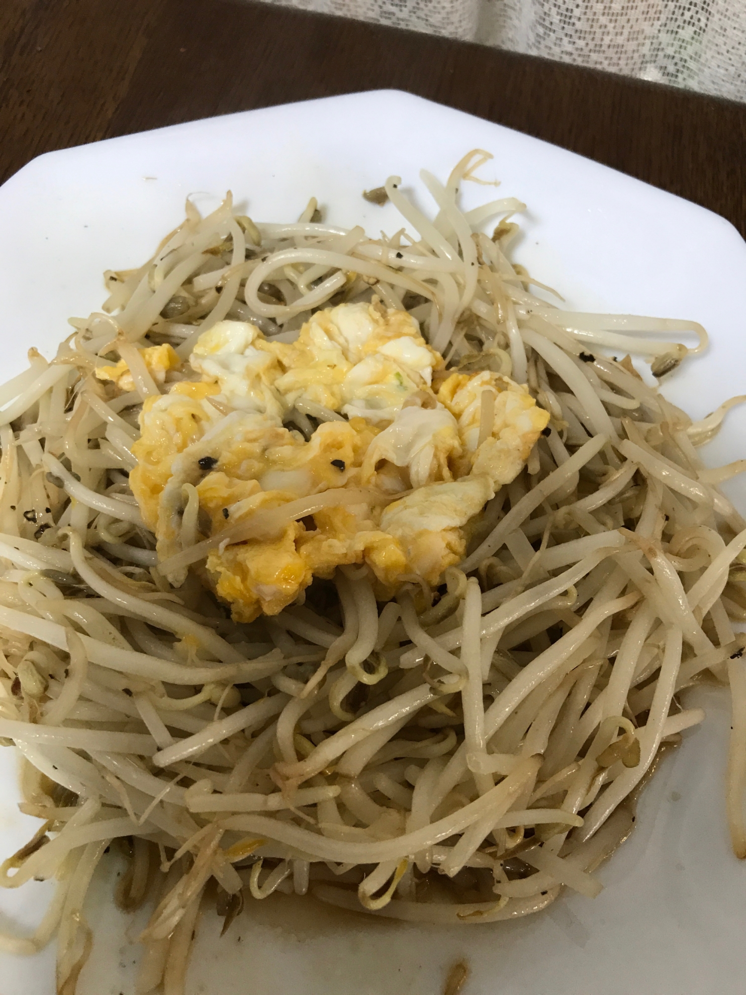 ご飯にもパンにも合う 朝食に もやしの卵乗っけ レシピ 作り方 By けけり 楽天レシピ ご飯にもパンにも合う 朝食に もやしの卵乗っけ レシピ 作り方 By けけり 楽天レシピ