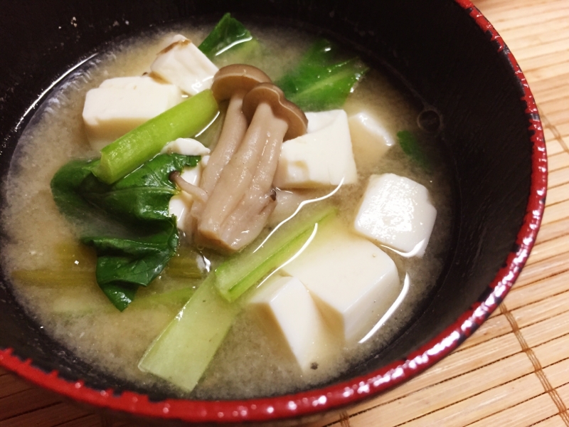 豆腐&シメジ&小松菜の味噌汁