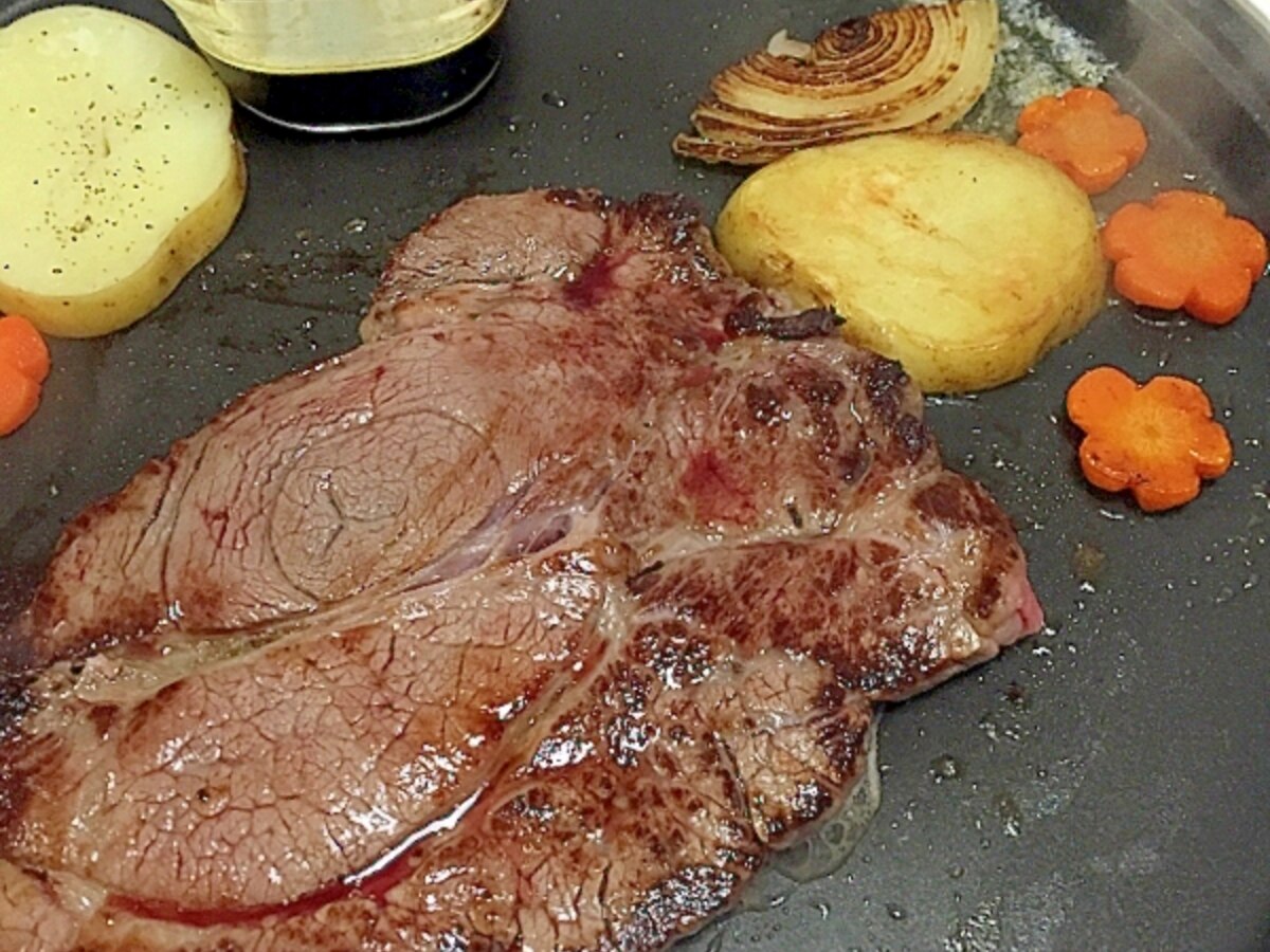 バターとソースでステーキ レシピ 作り方 By まかろん 楽天レシピ バターとソースでステーキ レシピ 作り方 By まかろん 楽天レシピ