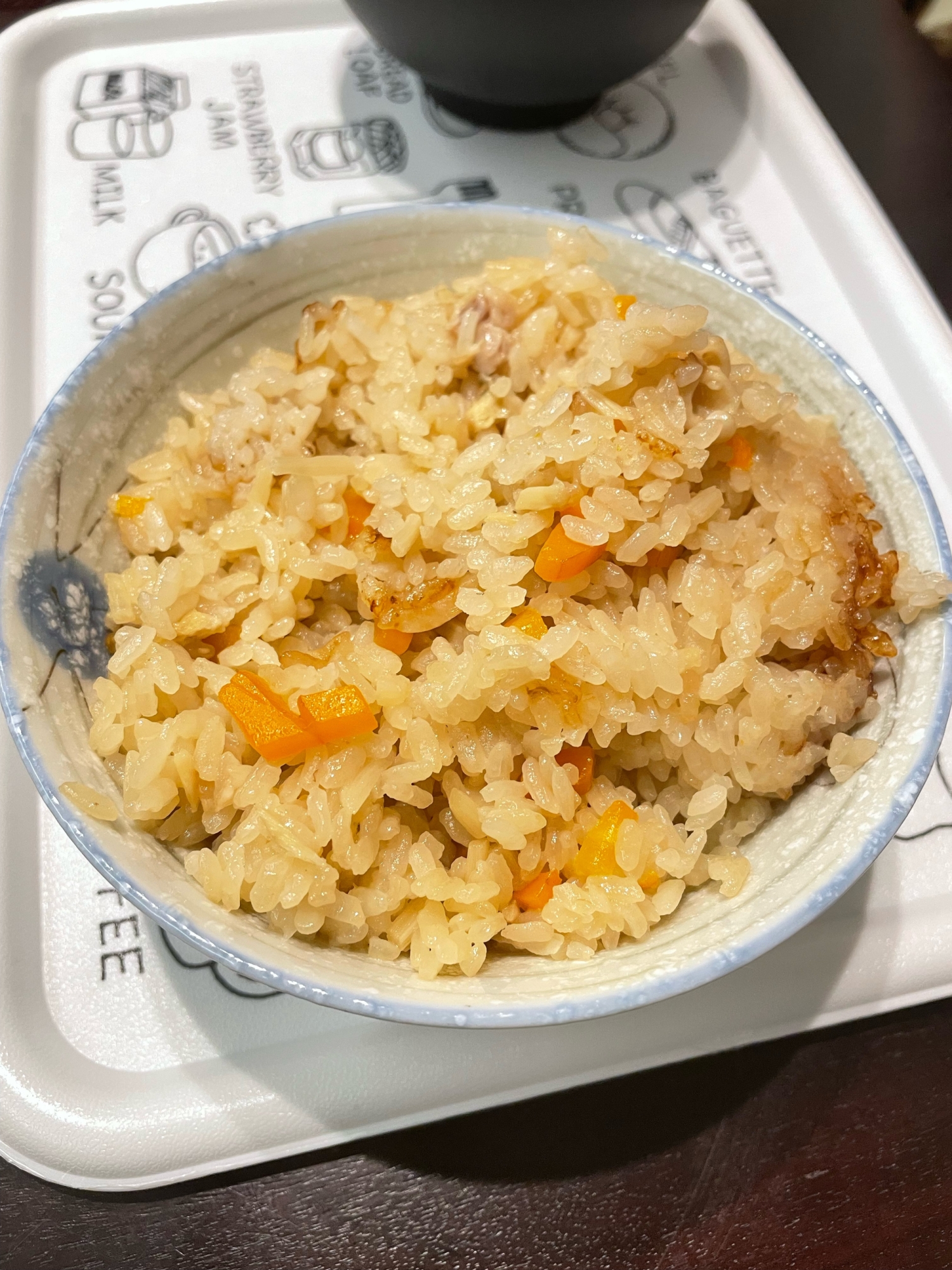 炊飯器で炊くだけ！超絶簡単！炊き込みご飯⭐