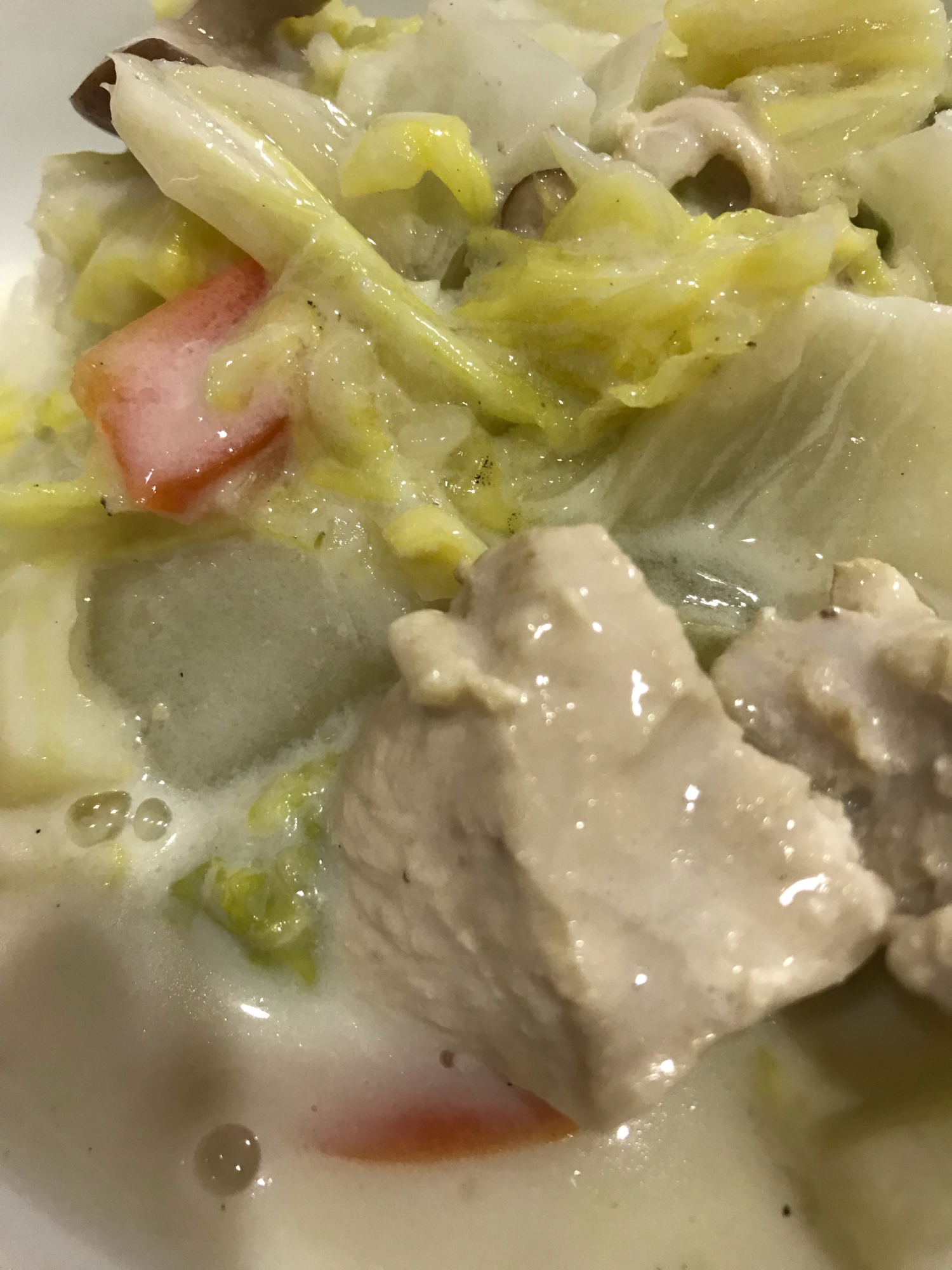 野菜たっぷり♡鶏肉と白菜のクリーム煮