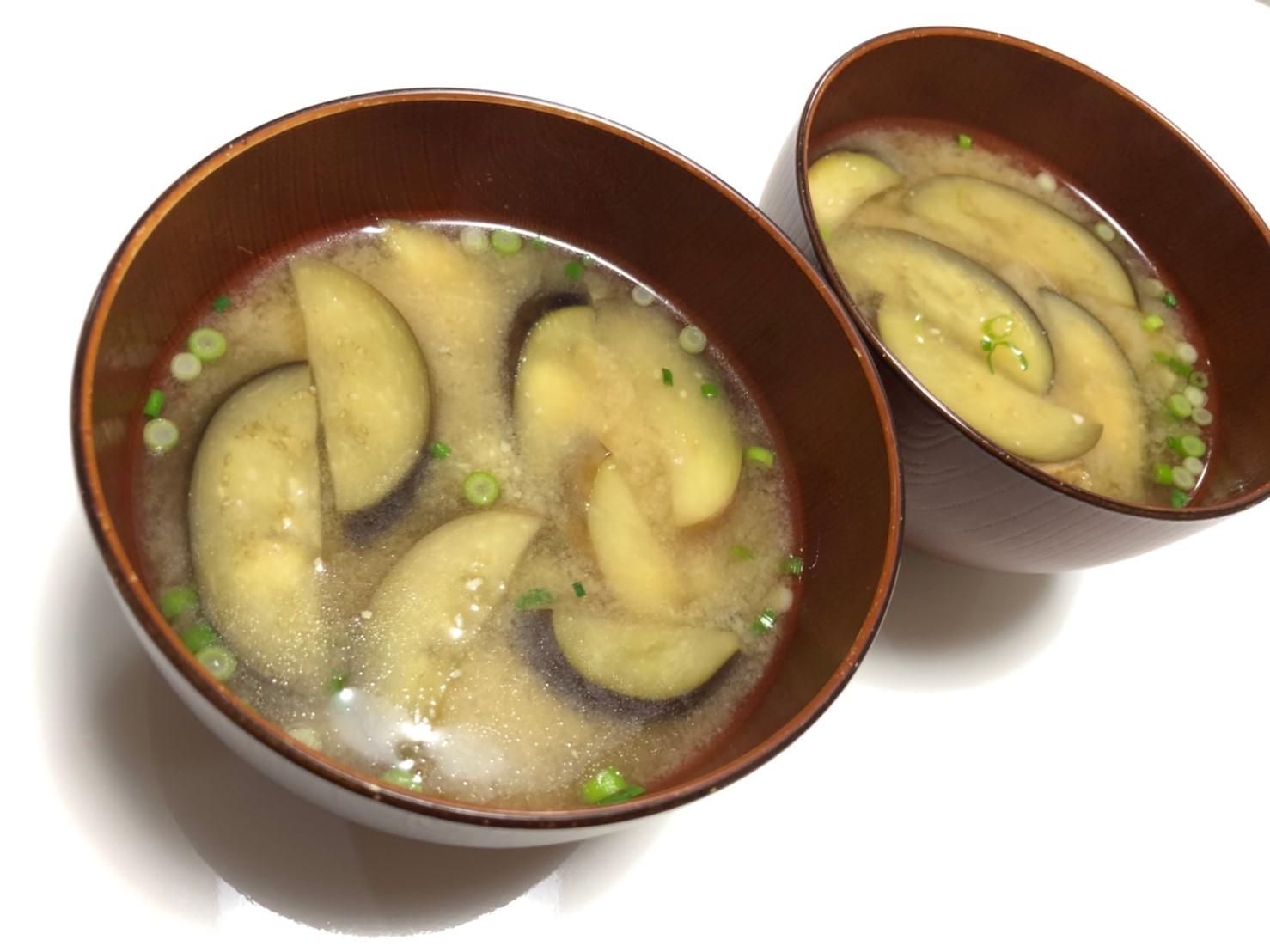 ごま油香るナスの味噌汁 やる気 レシピ 作り方 By たこべいべい 共働き夫婦の言い訳料理ブログ 楽天レシピ ごま油香るナスの味噌汁 やる気 レシピ 作り方 By たこべいべい 共働き夫婦の言い訳料理ブログ 楽天レシピ