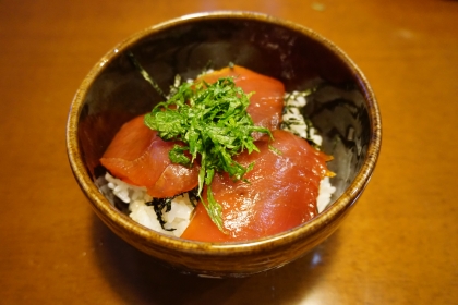 熟成したまぐろの旨味が凝縮！まぐろの漬け丼