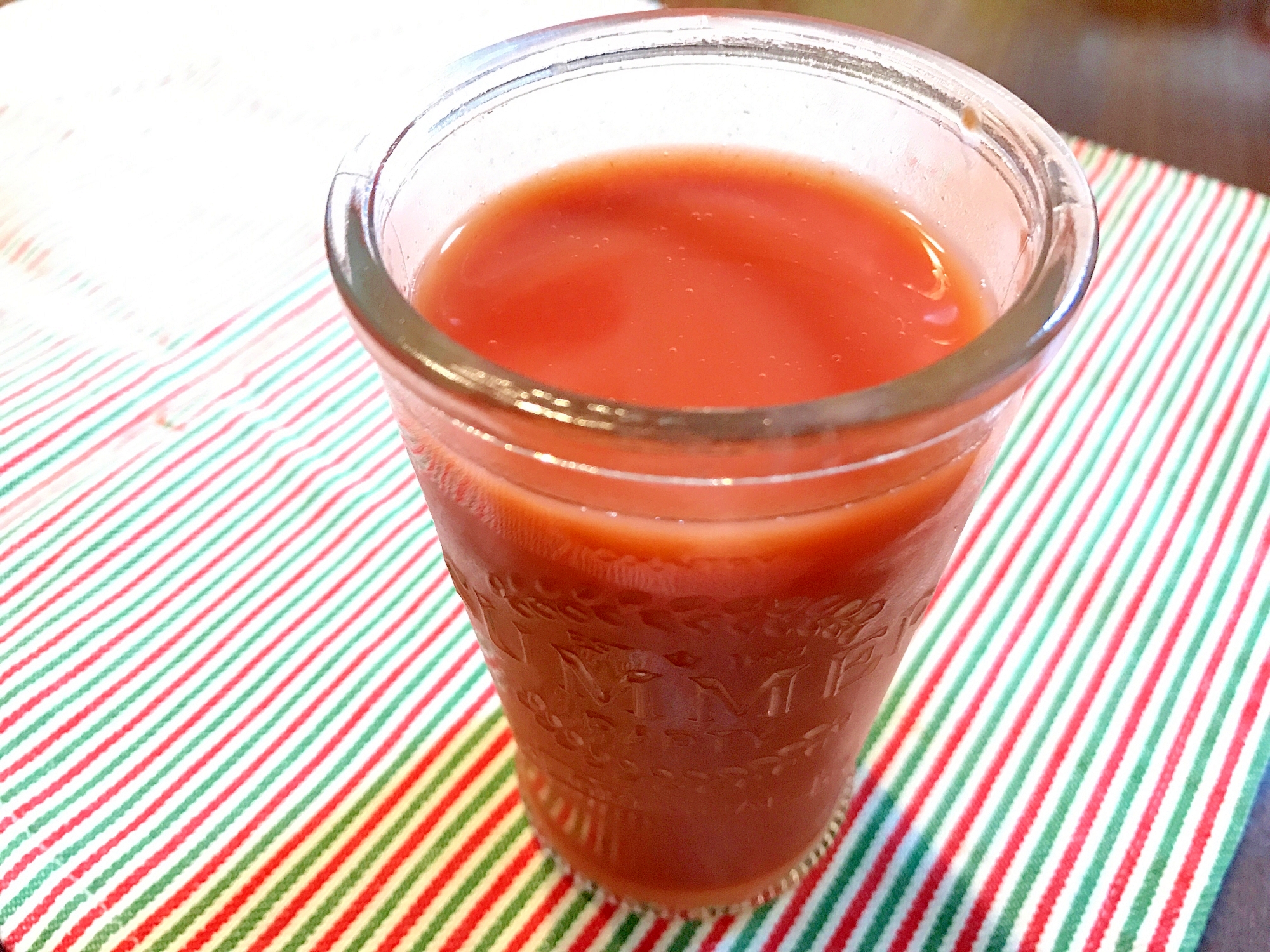 夜飲む 乳酸菌 トマトジュース レシピ 作り方 By かえるかえる38 楽天レシピ