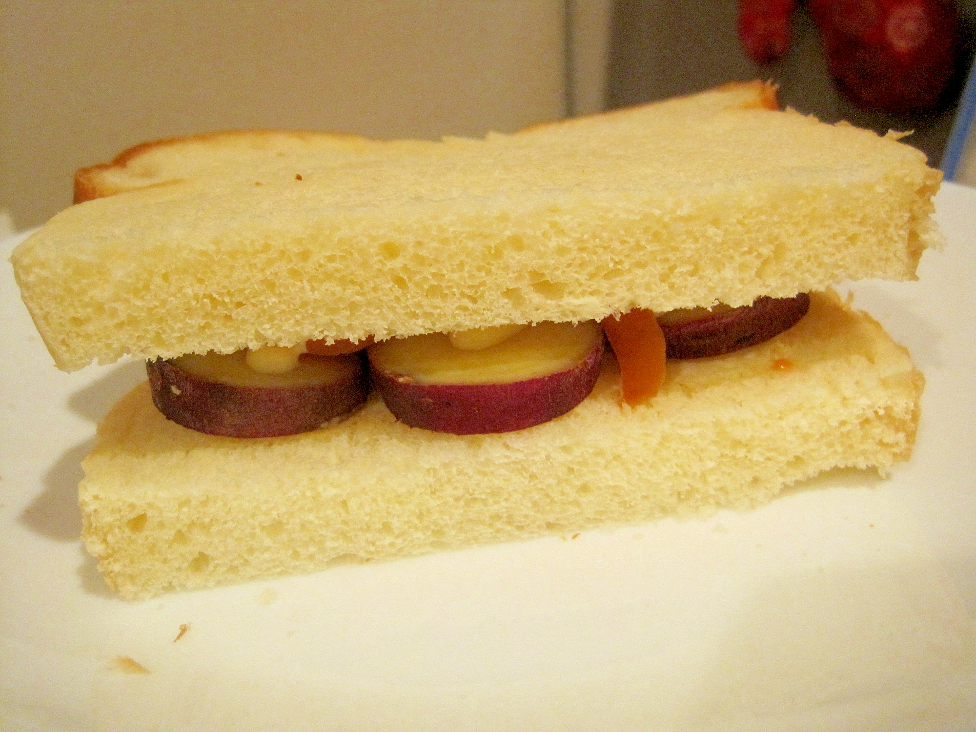 さつま芋と人参の温野菜サンドイッチ