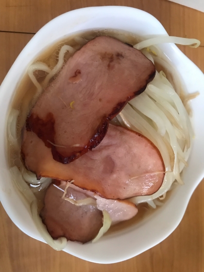 手作りチャーシューで☆味噌ラーメン