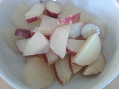 レンジで簡単！りんごとさつまいもの甘煮