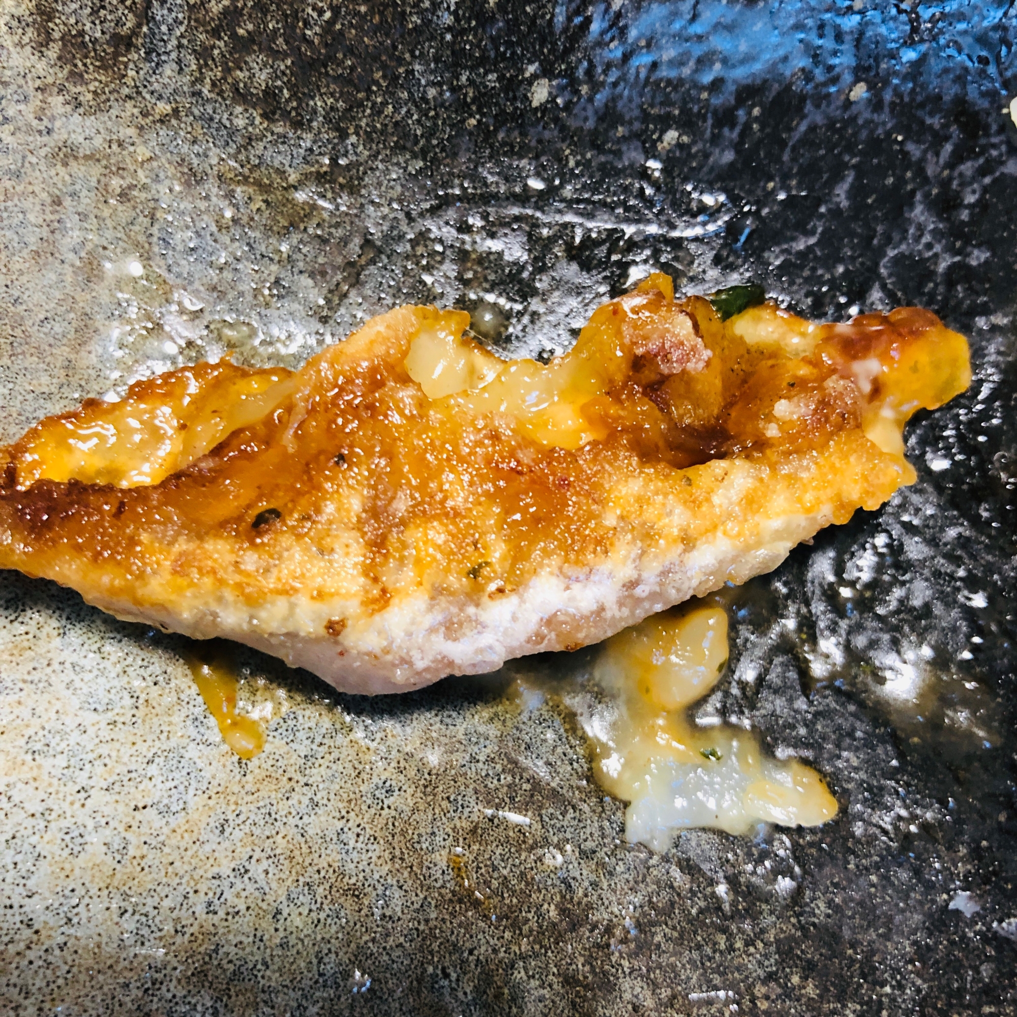 餃子の皮で★ソースチーズ青のり包み餃子