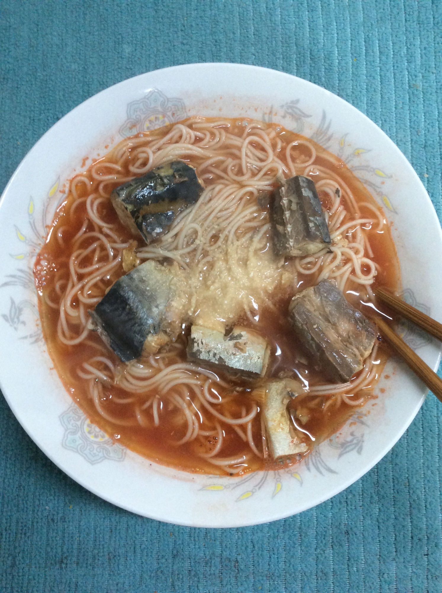 トマトジュースで♪鯖トマトにゅうめん