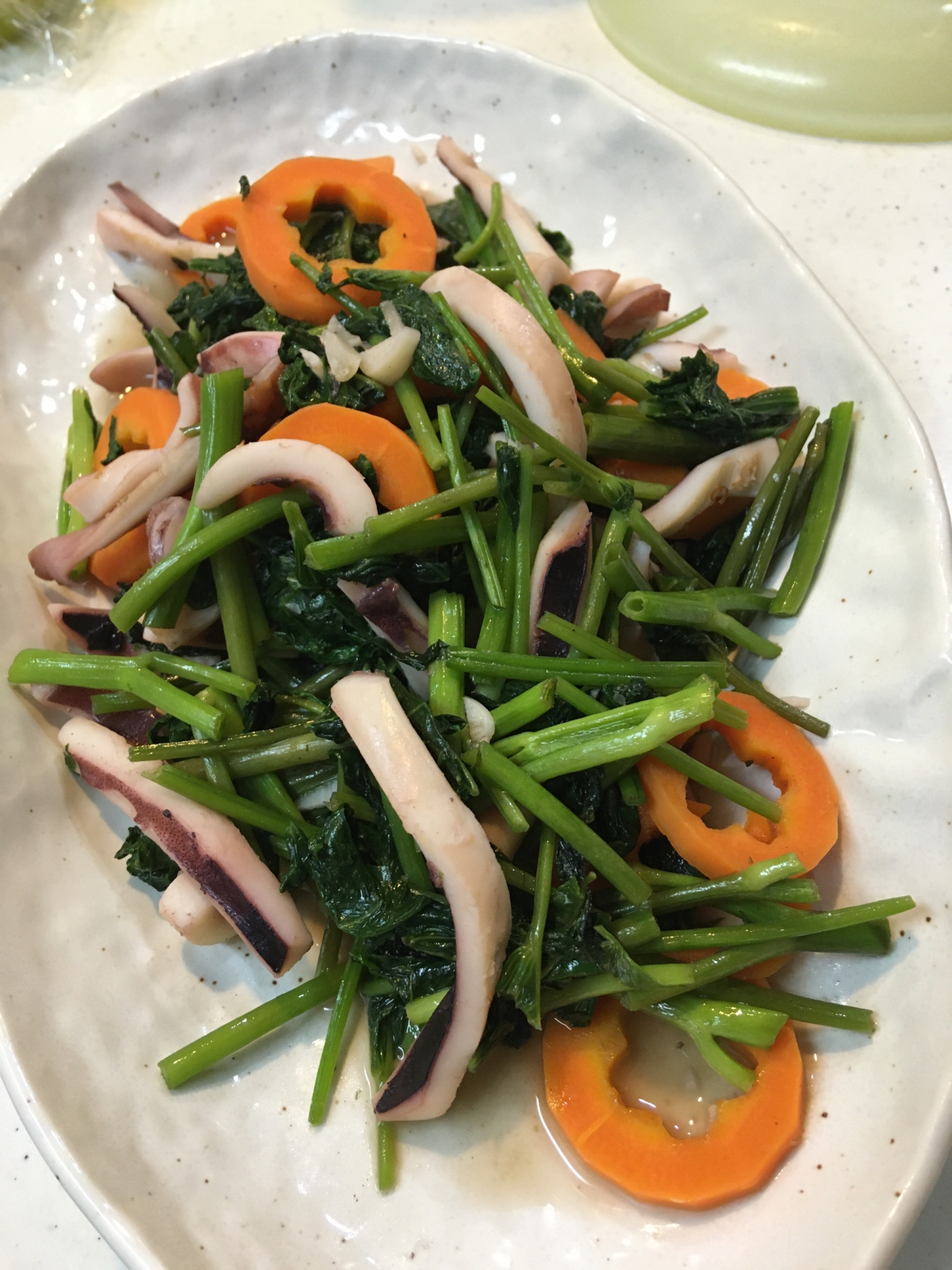 空芯菜と焼きイカの炒め物