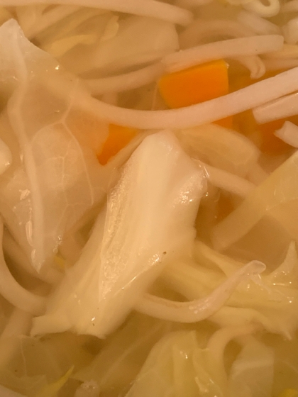 簡単にできました。
シンプルな味付けでお野菜の素材感を楽しめるスープでした。