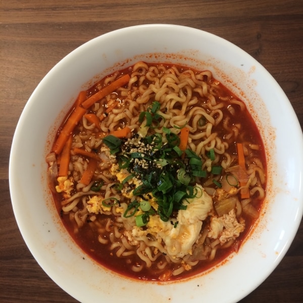 ブルダック炒め麺美味しい食べ方 ブルダックラーメン レシピ 作り方 By Ajisai624 楽天レシピ ブルダック炒め麺美味しい食べ方 ブルダックラーメン レシピ 作り方 By Ajisai624 楽天レシピ