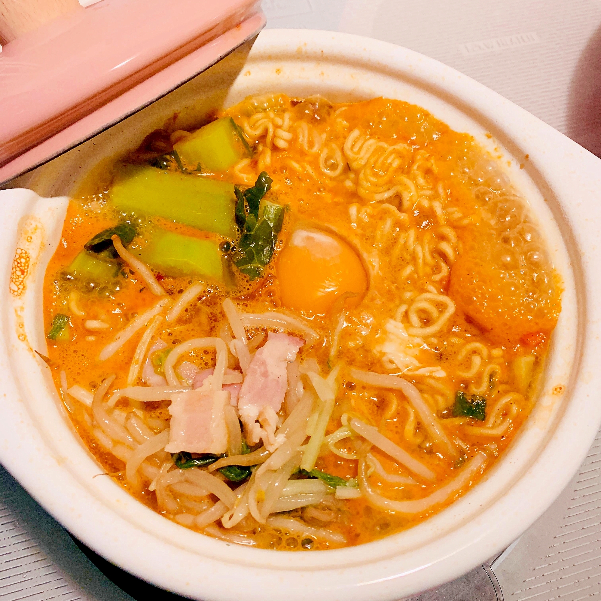 辛ラーメンで鍋焼きラーメン❅꙳ః❅