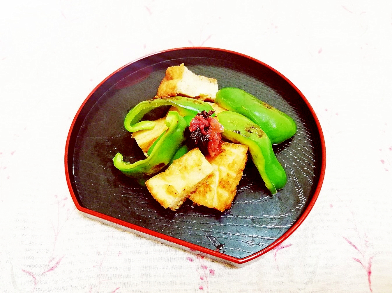 梅風味♪高野豆腐とピーマンの醤油炒め