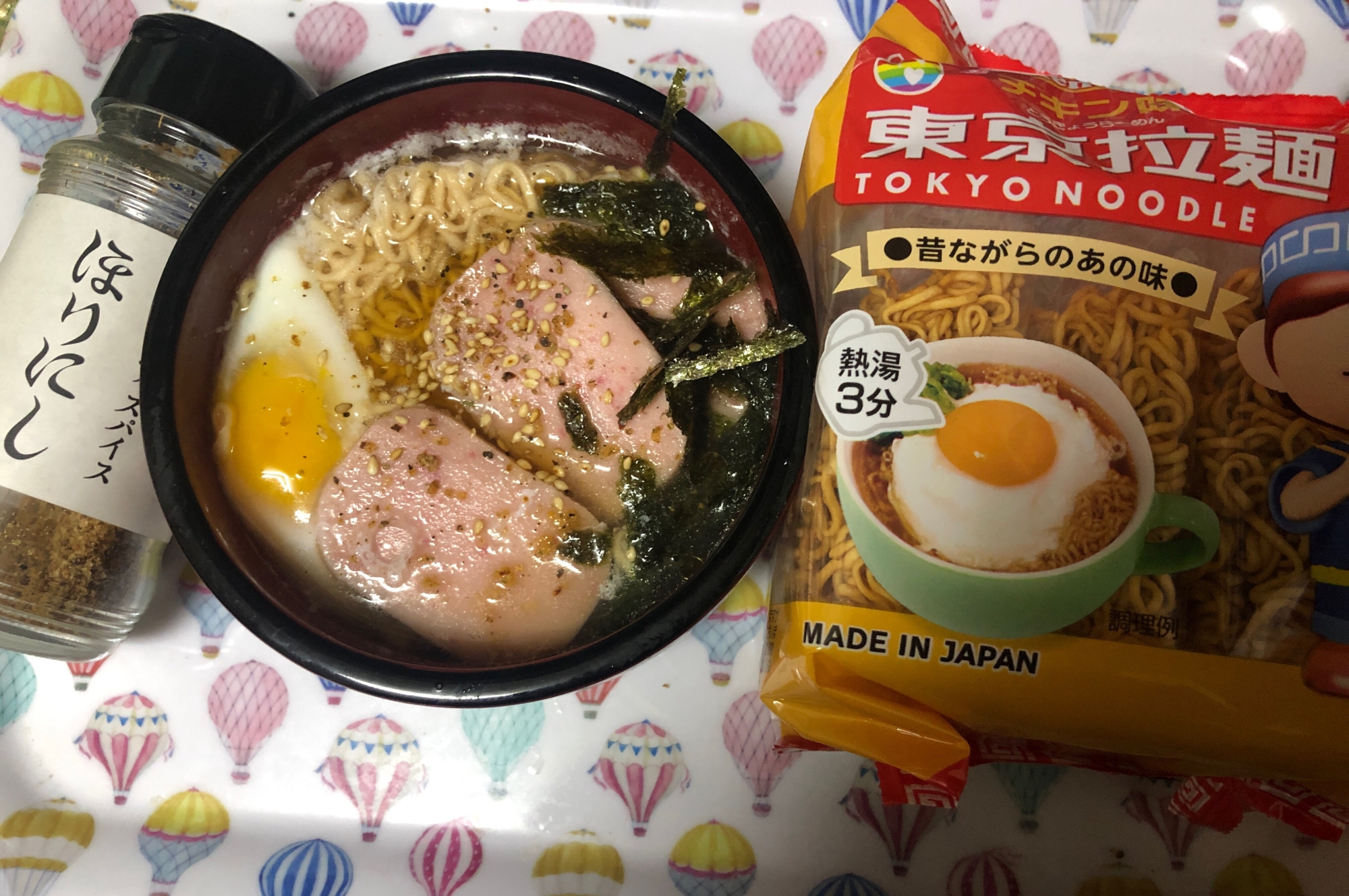 ほりにしで旨味UP↑スパム入り卵チキンラーメン