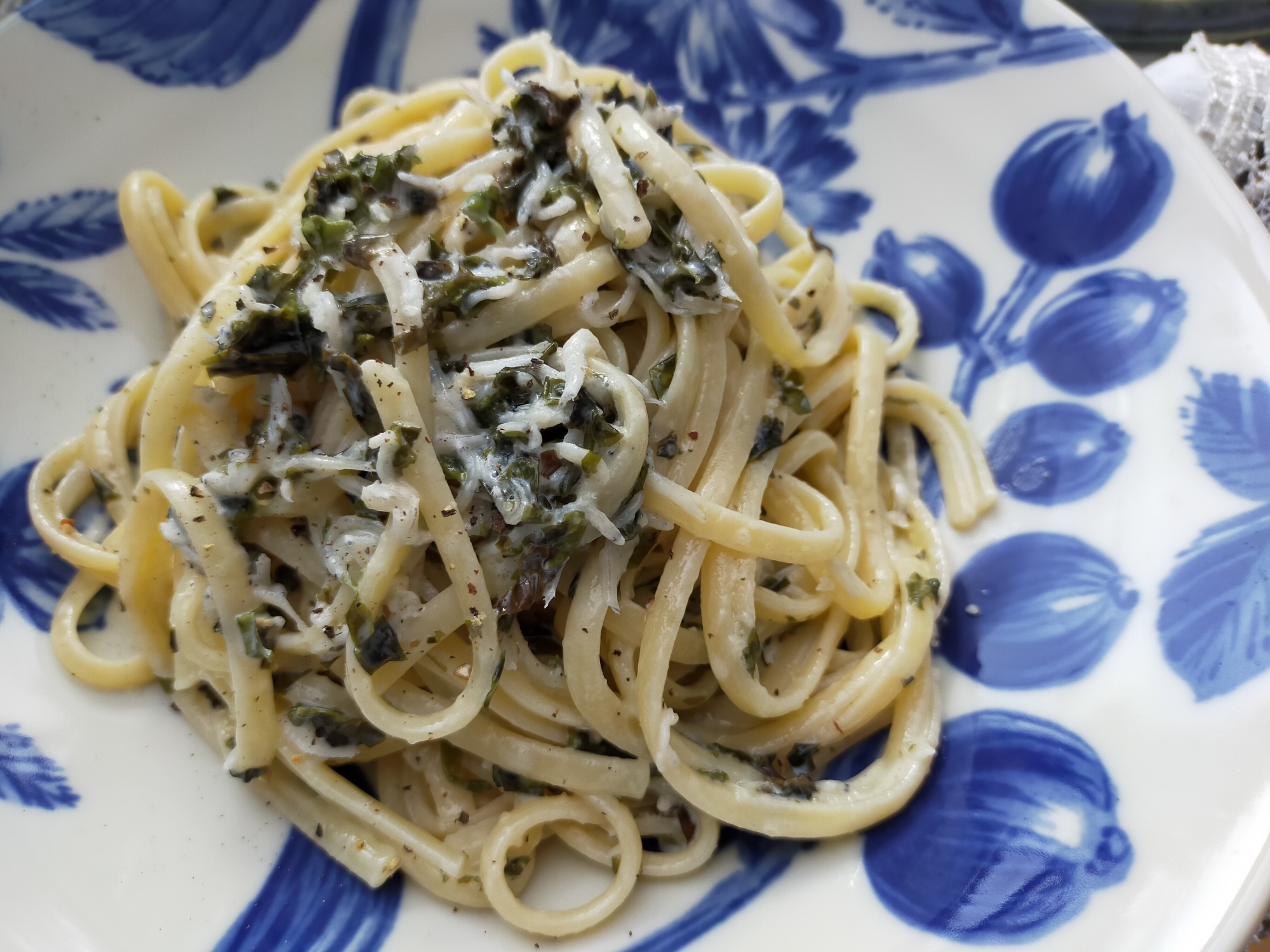 釜揚げしらすと海苔のクリームパスタ