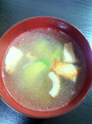 ズッキーニとベーコンの中華スープ