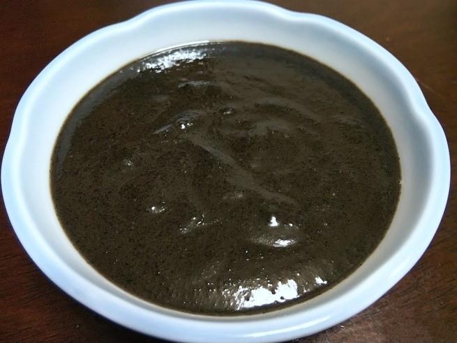 トーストや白玉に合う!黒ごまクリーム
