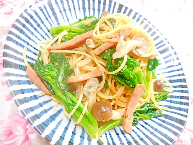 ❤ブナシメジと茎ブロコとお魚ハンバーグのパスタ❤