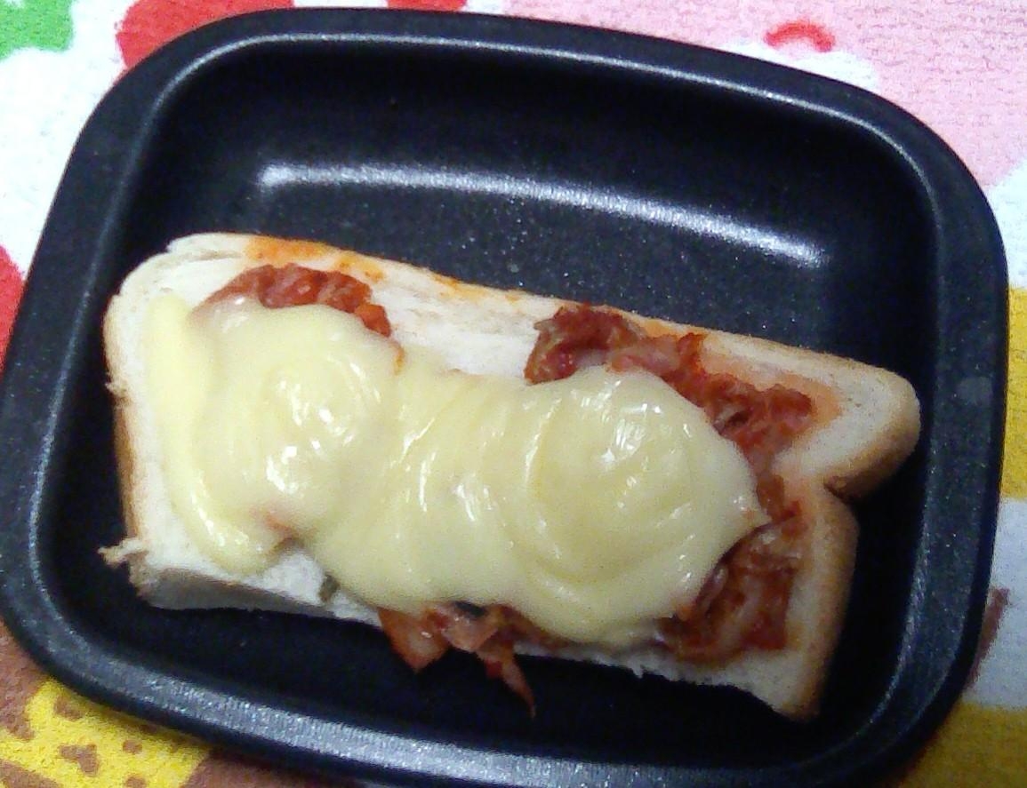 キムチーズトースト
