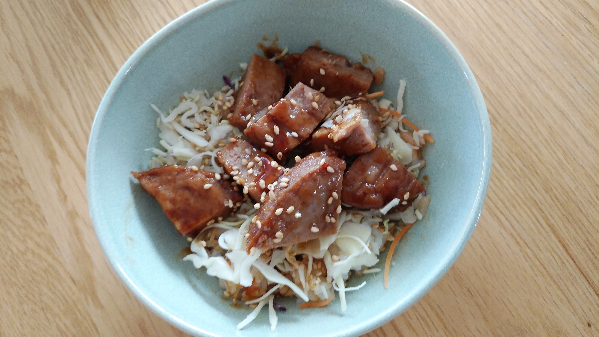 手軽にチキンハンバーグ丼