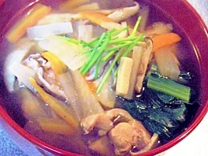 鶏皮スープの雑煮（我が家の雑煮②）