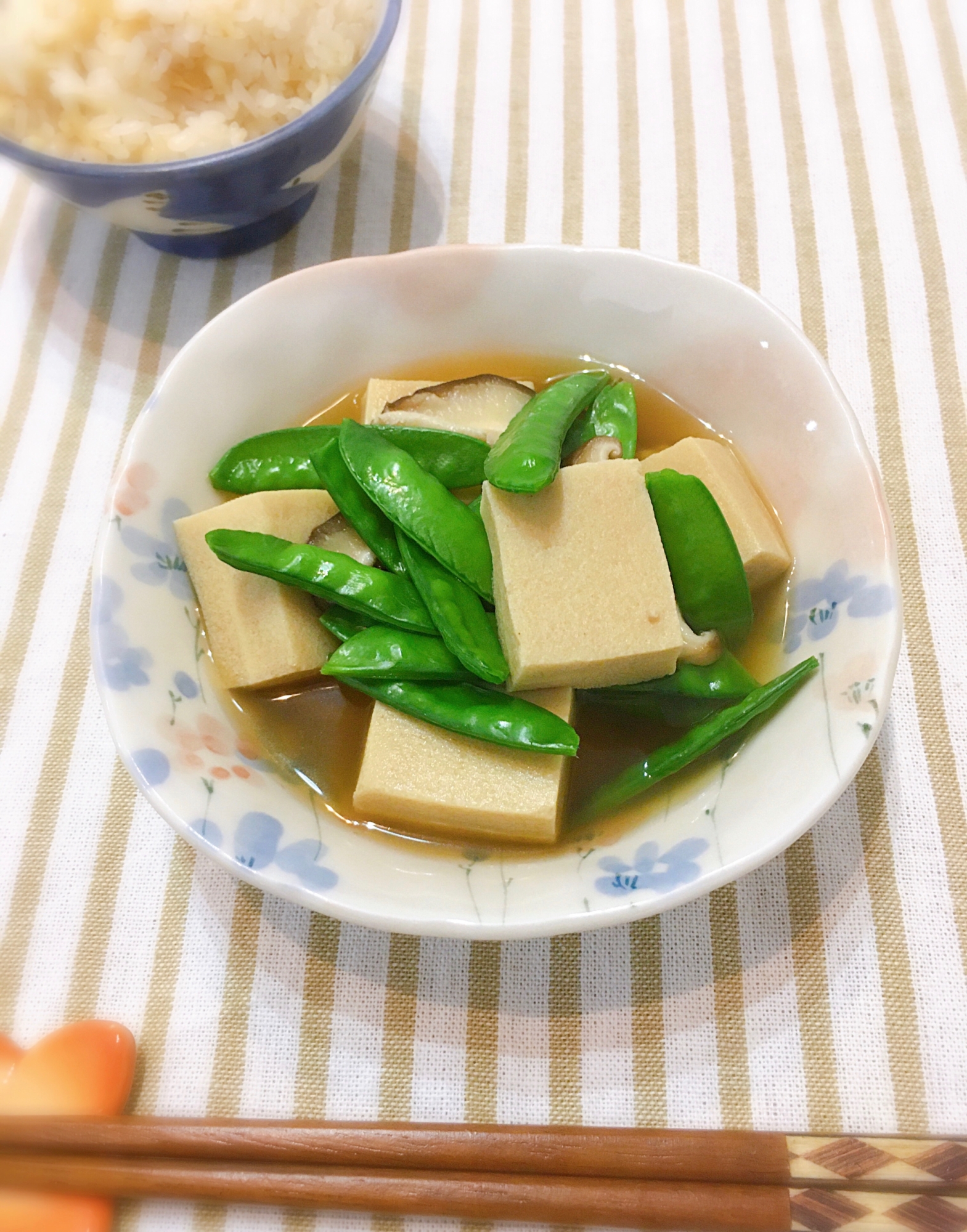 春の風味♡絹さやと高野豆腐の煮物♪