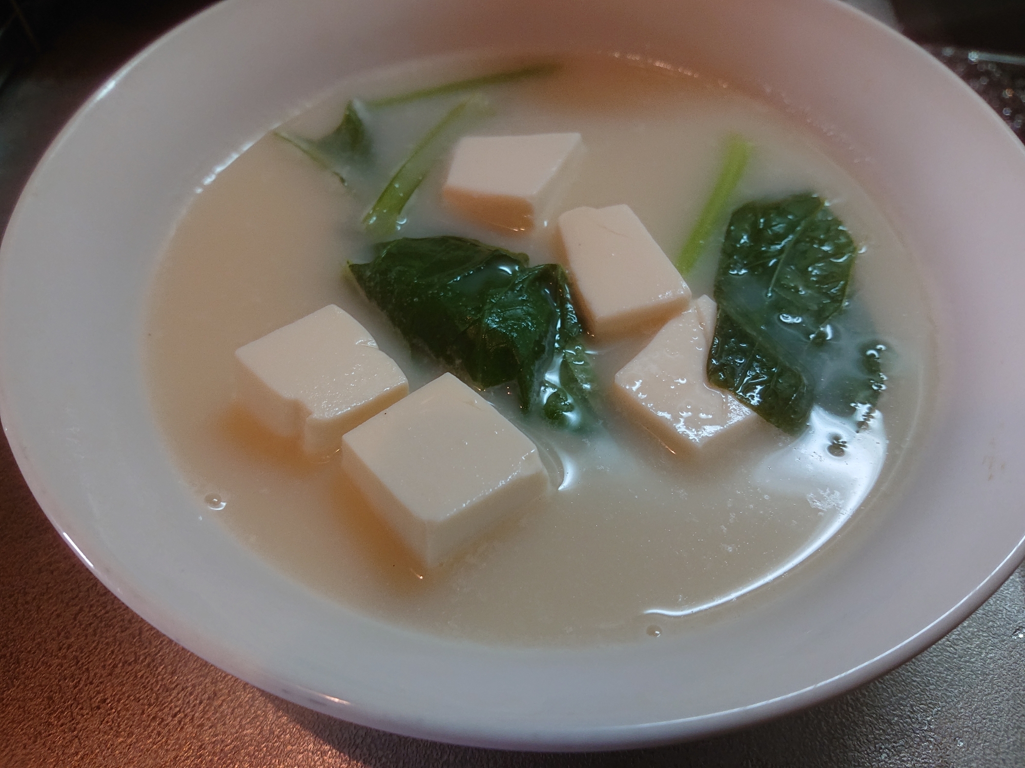 豆腐と小松菜の豆乳スープ