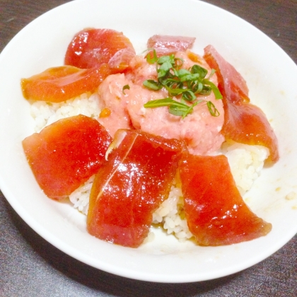 鮪中落ち丼