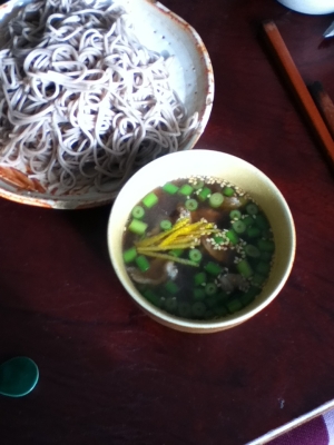 ニンニクの芽と豚肩ロースのお蕎麦