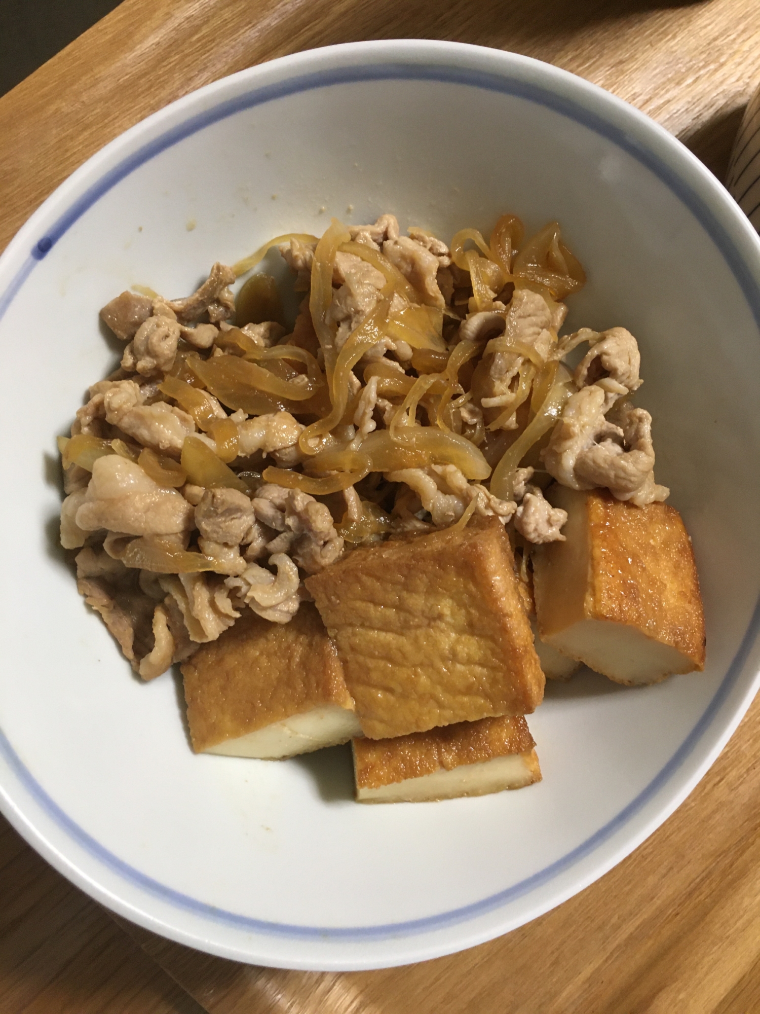 厚揚げで肉豆腐