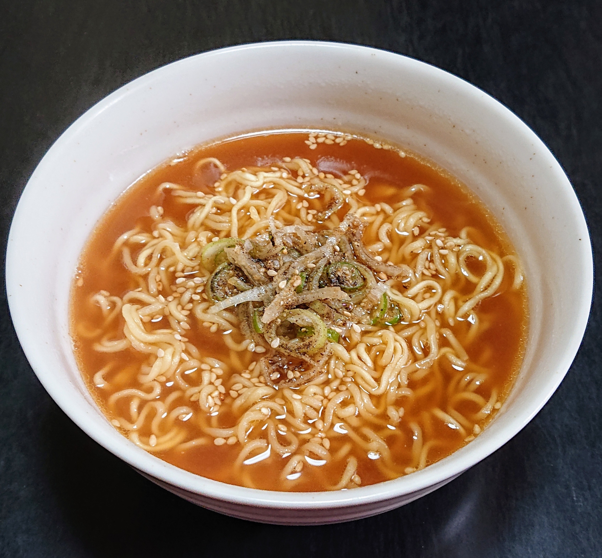 インスタントで☆スパイシー胡麻ネギ味噌ラーメン