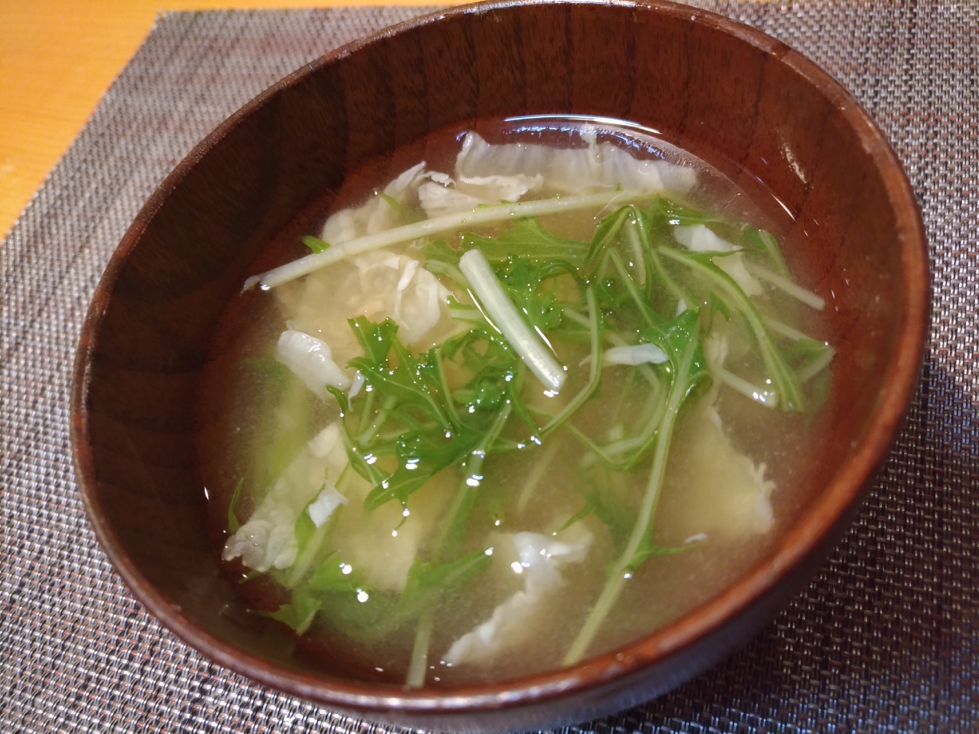白菜と水菜の味噌汁