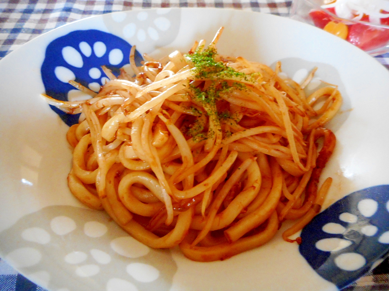 もやしのおかか焼きうどん