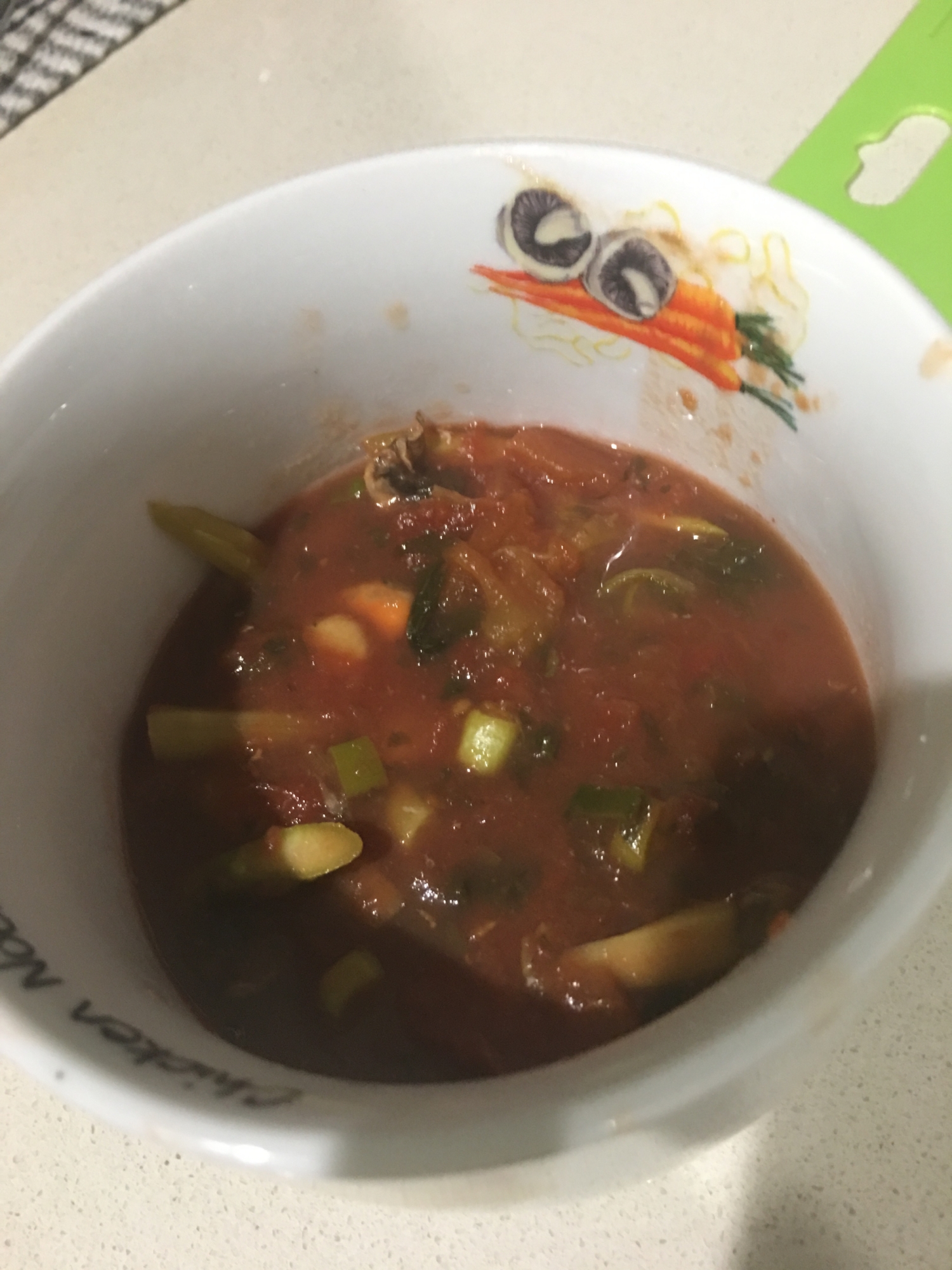 ホールトマト缶を使った簡単スープ