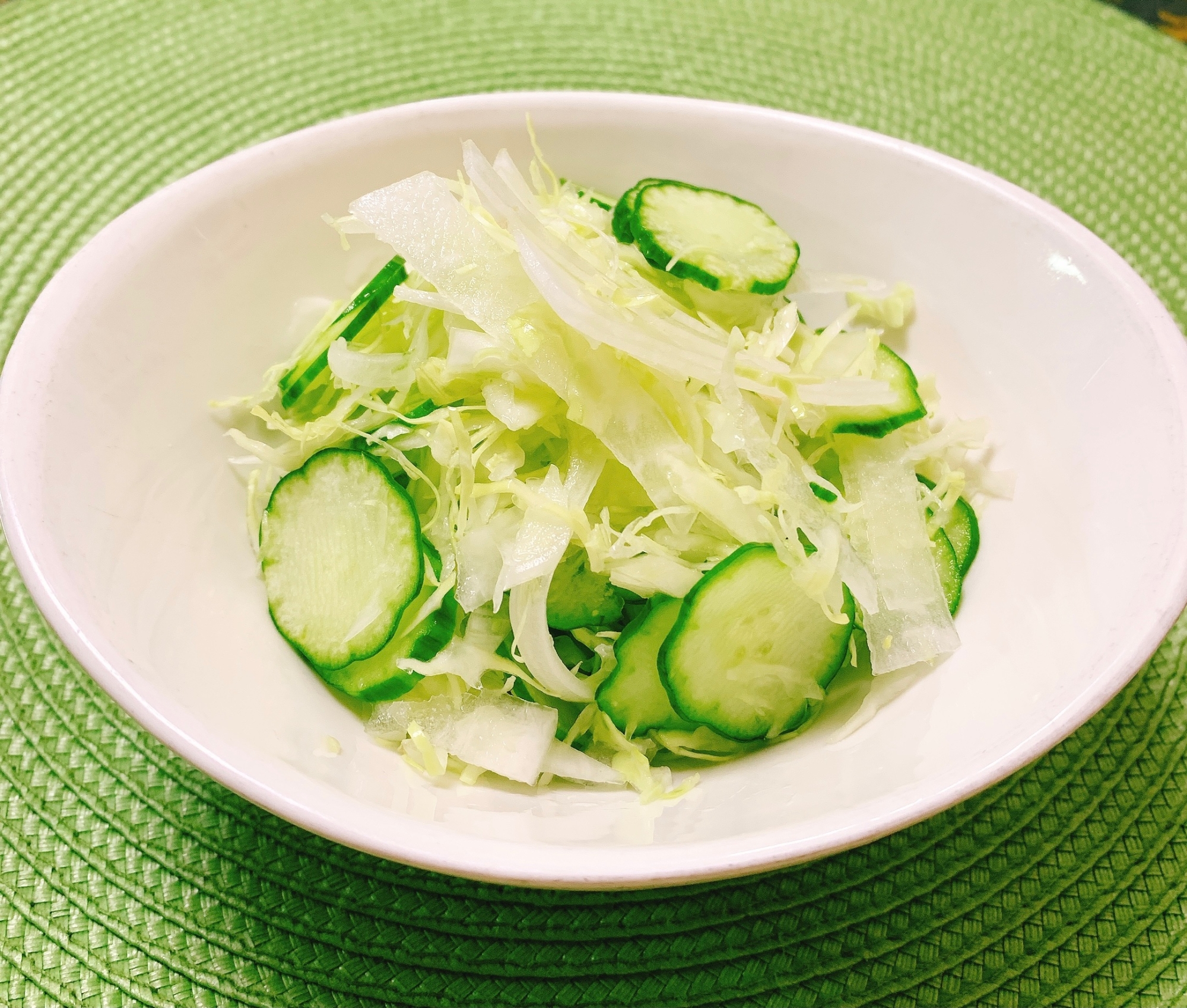 にんにくドレッシングのサラダ✧˖°