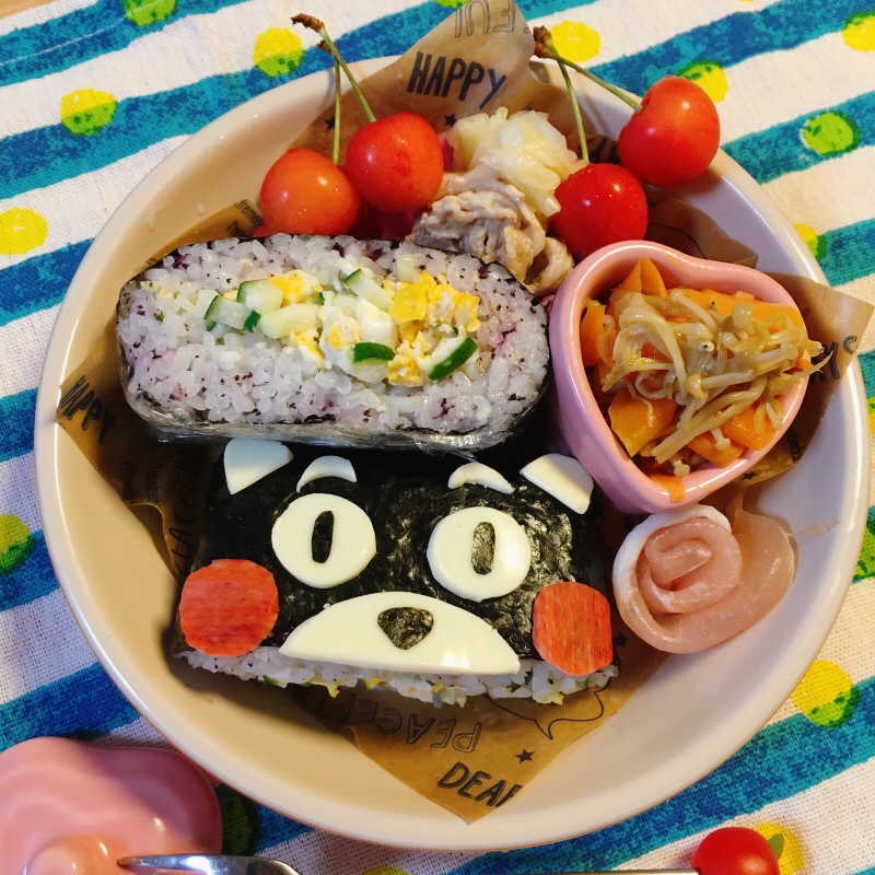 キャラ弁☆簡単☆ゆかりマヨ卵のくまモンなおにぎらず