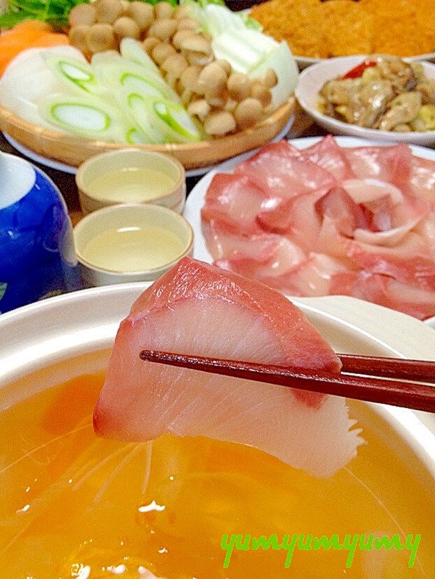 ぶりしゃぶです ぶりの甘み旨み を柚子 昆布がup レシピ 作り方 By ゆんゆんゅん 楽天レシピ ぶりしゃぶです ぶりの甘み旨み を柚子 昆布がup レシピ 作り方 By ゆんゆんゅん 楽天レシピ