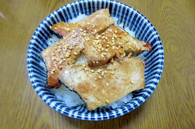 鰹丼