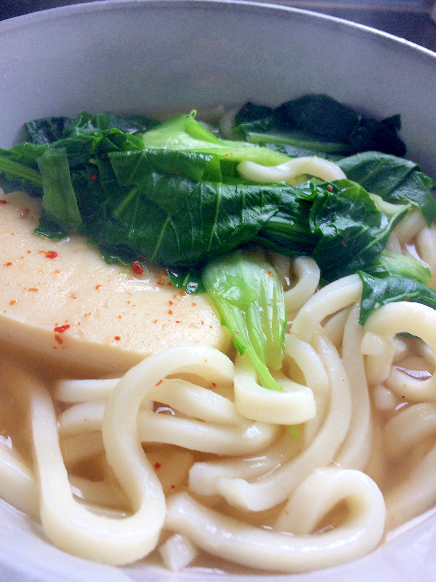 チンゲンサイと高野豆腐のうどん